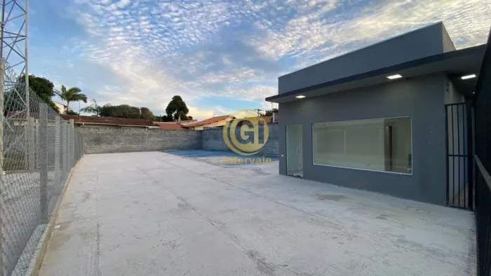 Ponto comercial em ótima localização ? Avenida Santa Cruz dos Lázaros, Jacareí Disponível