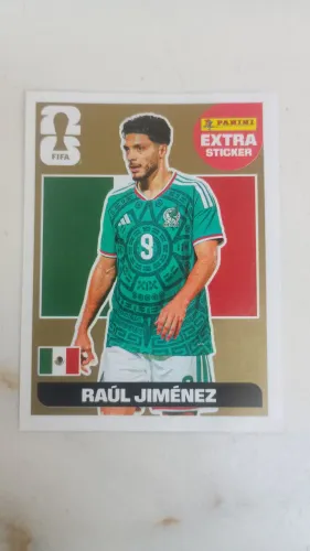 Figurinha Panini Raúl Jiménez Legend Ouro FIFA World Cup 2026