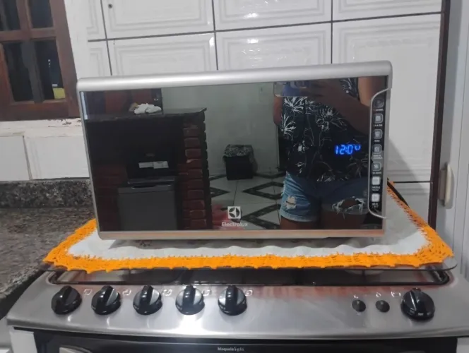 Microondas Electrolux 31 litros inox espelhado