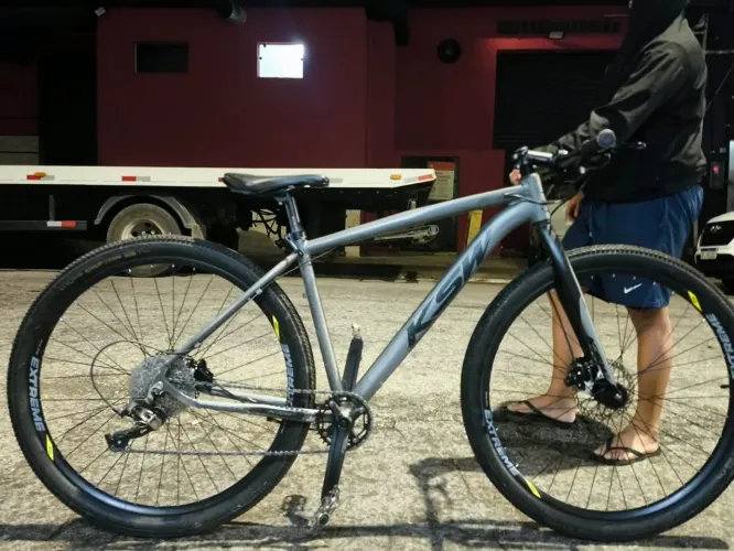 Bike KSW aro 29 freio a óleo