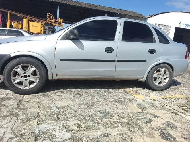 Chevrolet Corsa Sedan 1.0 MPFI 8V 71cv 4P 2003