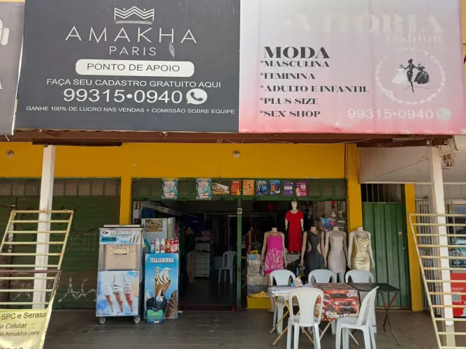 Vendo loja de roupas e franquia da Amakha Paris 