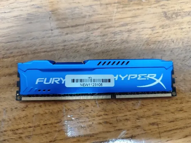 emória Hyperx Fury 8gb Ddr3 1600mhz Azul Hx316c10f/8