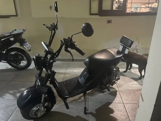 moto elétrica scooter x21 seminova.