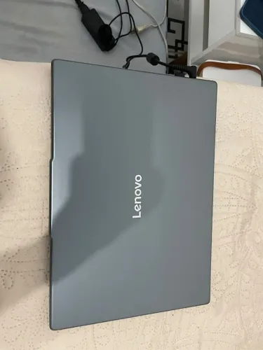 Notebook LENOVO IdeaPad Slim 3 15IRU10 8GB 256GB + Fone Headset Gamer Com Fio Quantum 100m
