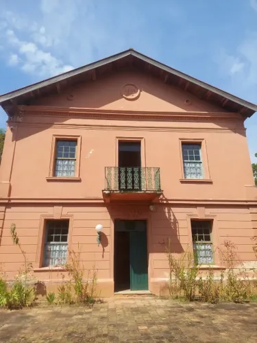 Vendo Linda Propriedade Centenária na Ponte Nova - Itapira - SP