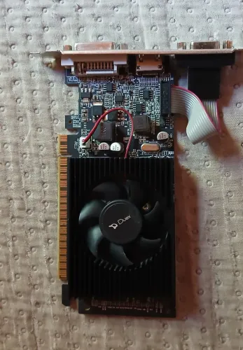 Placa de vídeo Nvidia GT 610 2GB