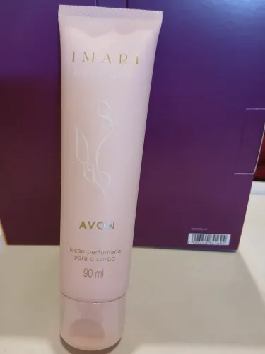 Loção perfumada para o corpo Avon Imary Naturelle 90 ml