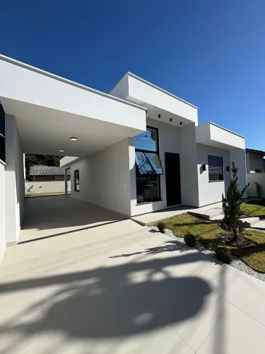 Casa 3 Quartos com 1 Suíte e 95m² - Forquilhas