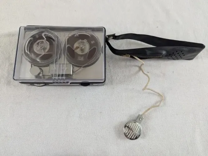 Gravador de fita de rolo Minico Junior M-70 - Funcionando Perfeitamente - Raro Anos 1970