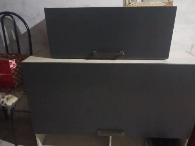 Vendo armário de parede