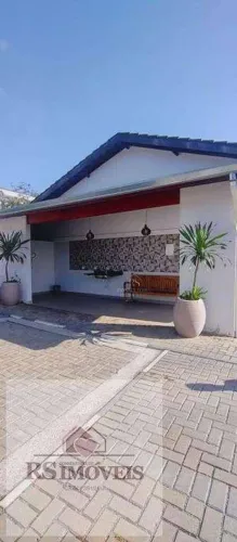 CASA TÉRREA EM CONDOMÍNIO FECHADO