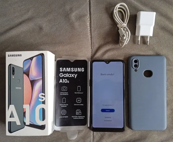 Samsung Galaxy A10s. R$ 300