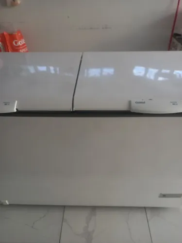 Freezer horizontal