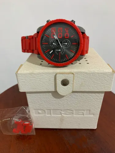 Relógio diesel esportiva
