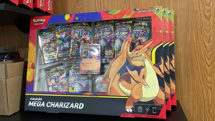 Coleção Mega Charizard X / Y 