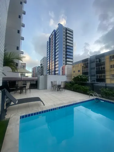 alugo apartamento 2/4 cobertura em frente a Carajás Jatiúca