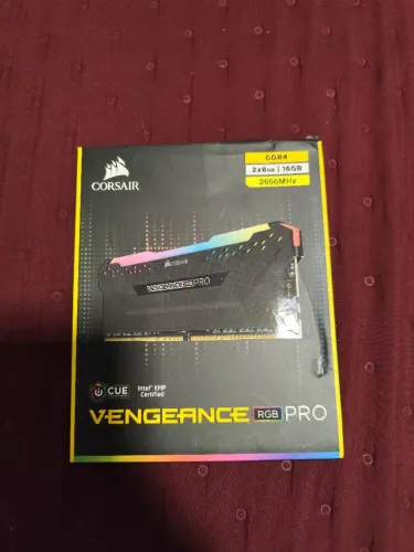 Memória Ram Corsair Vengeance Pro RGB 16 GB (2X8GB) 2666MHz
