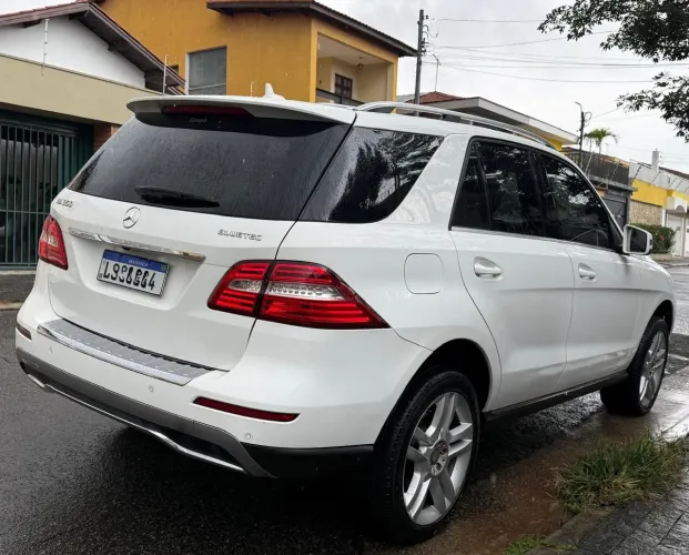 Mercedes-Benz ML-350 Sport 3.0 V6 258cv 4X4 Diesel 2015