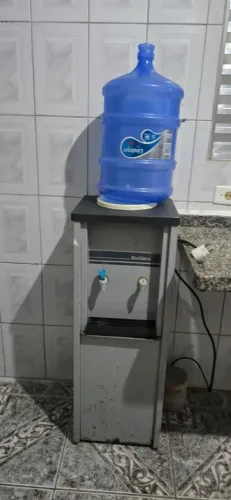 Bebedouro de Coluna para Garrafão 20L - Água Gelada