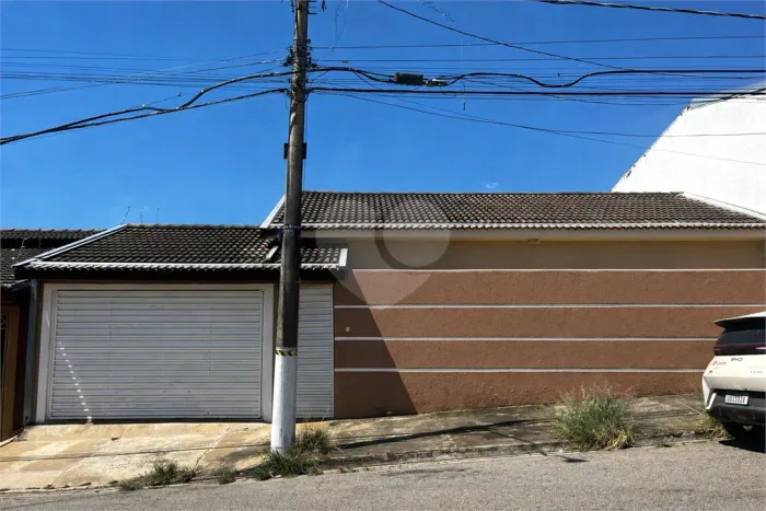 Casa com 3 quartos à venda ou para locação em Jardim fogaça - SP