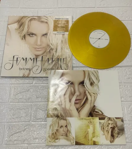 Britney Spears - Femme Fatale Vinil
