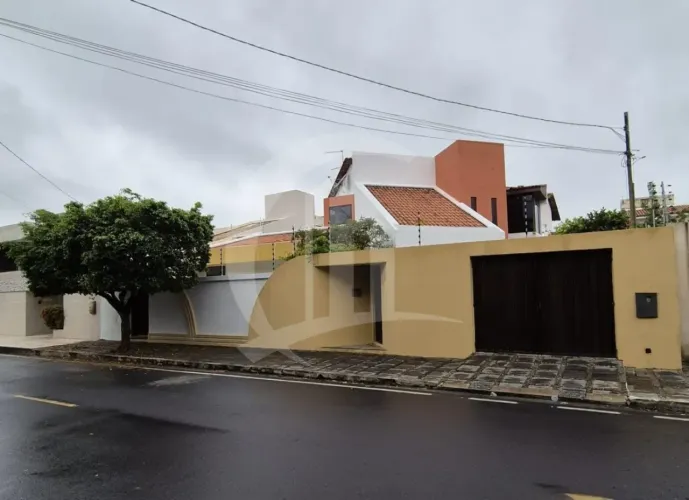 Casa à venda Ampla, Completa e Pronta para Você!