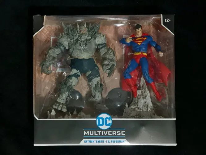 Batman Earth I & Superman Dark Nights Metal Mcfarlane