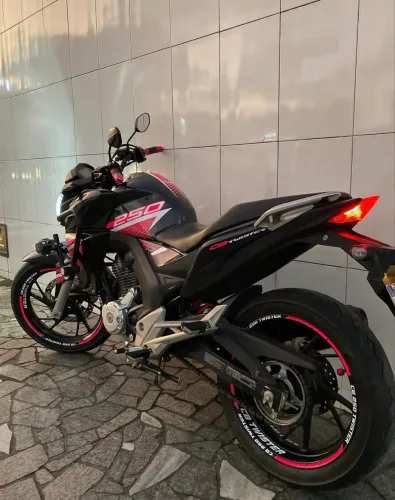 Twister 2022 ABS . 26 mil km rodados.