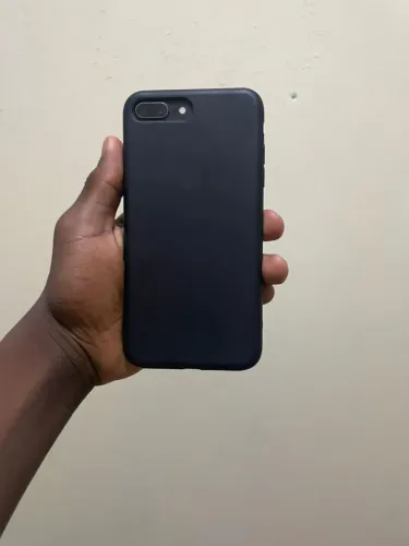 iPhone 8 Plus preto