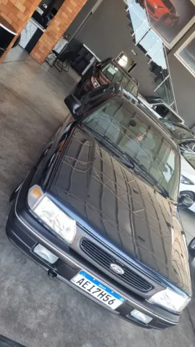 Ford Versailles GL 1.8i / 1.8 2P E 4P (álcool) 1994