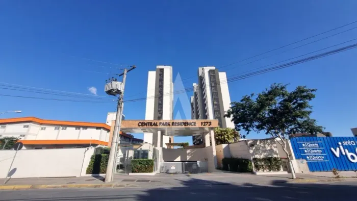 Apartamento localizado no bairro Bucarein, com 1 quarto e 1 vaga de garagem coberta.