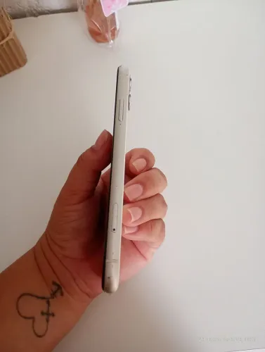 Celular iPhone 11 - 128G