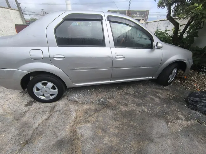Renault Logan Authentique Hi-flex 1.0 16V 4P 2008