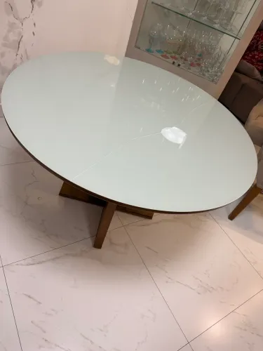 Mesa jantar em madeira maciça 