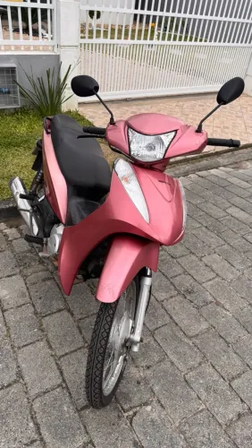 Honda Biz 125 com partida - 2011