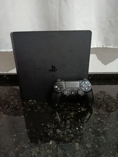 PLAYSTATION 4 SLIM 1TB