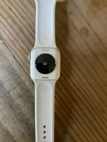 Apple Watch SE (2nd Gen) 40mm GPS + Cellular