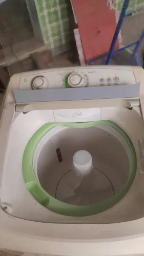 Vendo maquina de lavar consul 11 kilo ( entrego pela redondeza )