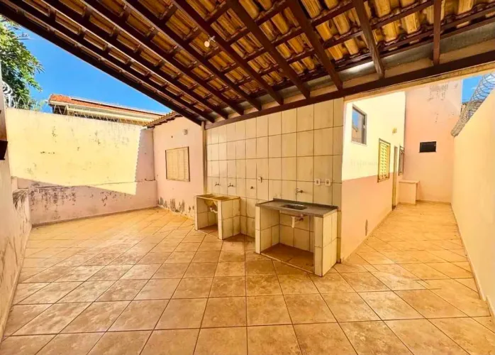 Vendo casa em São Pedro I