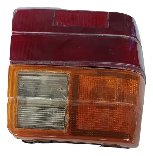 Lanterna Traseira Esquerda Fiat Uno 85/97 C Detalhe  Esquerdo