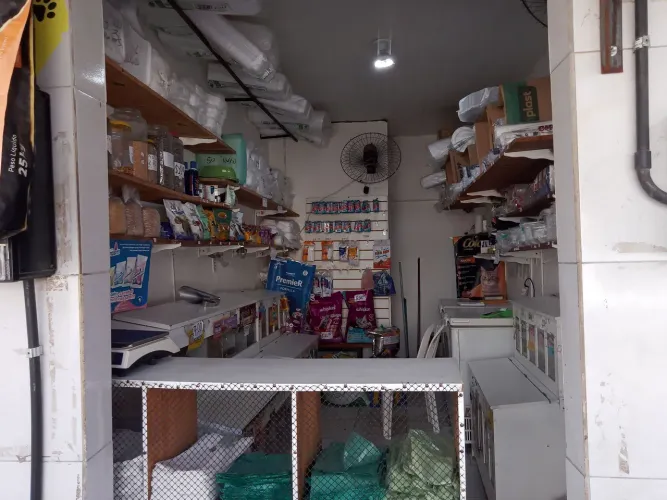 Casa de Rações, e descartáveis.. Repasse.