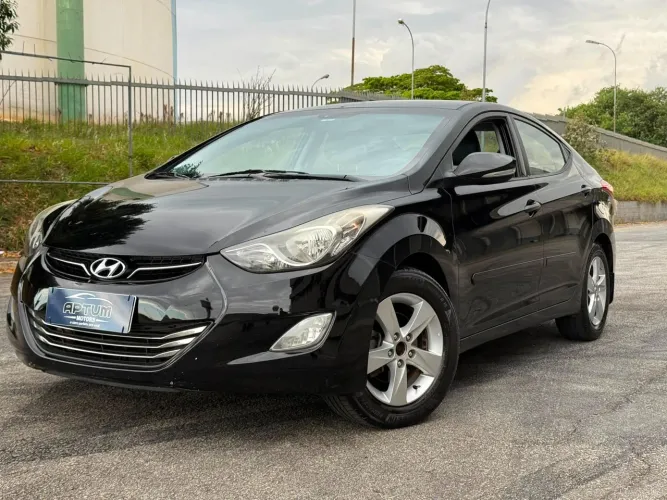 Hyundai Elantra GLS 2.0 16V Aut. 2014