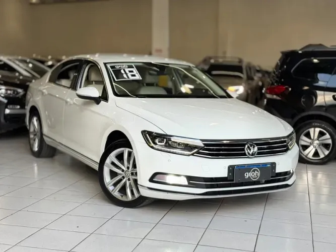 Volkswagen Passat Highline 2.0 TSI 220cv Tip. 2018