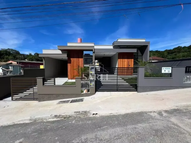 Casa nova, com 3 dormitórios, sendo 1 suíte, de 99 m² Real Parque - São José