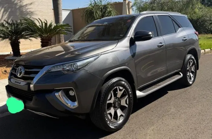 Toyota Hilux SW4 SRX Diamo. 4X4 2.8 TB DIE AUT 2019
