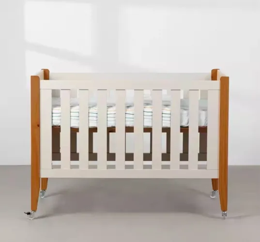 Berço evolutivo + colchão