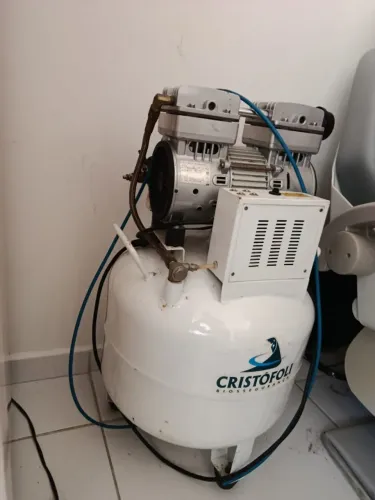 Compressor odontológico