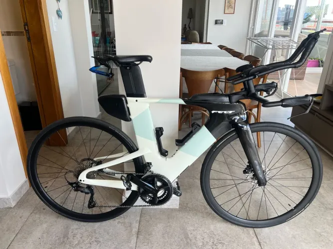 Bicicleta FELT IAx 1.0 advanced