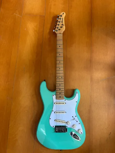 Guitarra Jay tursey stratocaster surfgreen